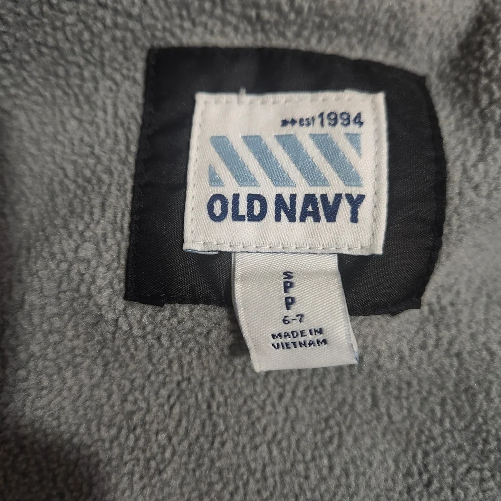Old Navy Black Kids Puffer Vest